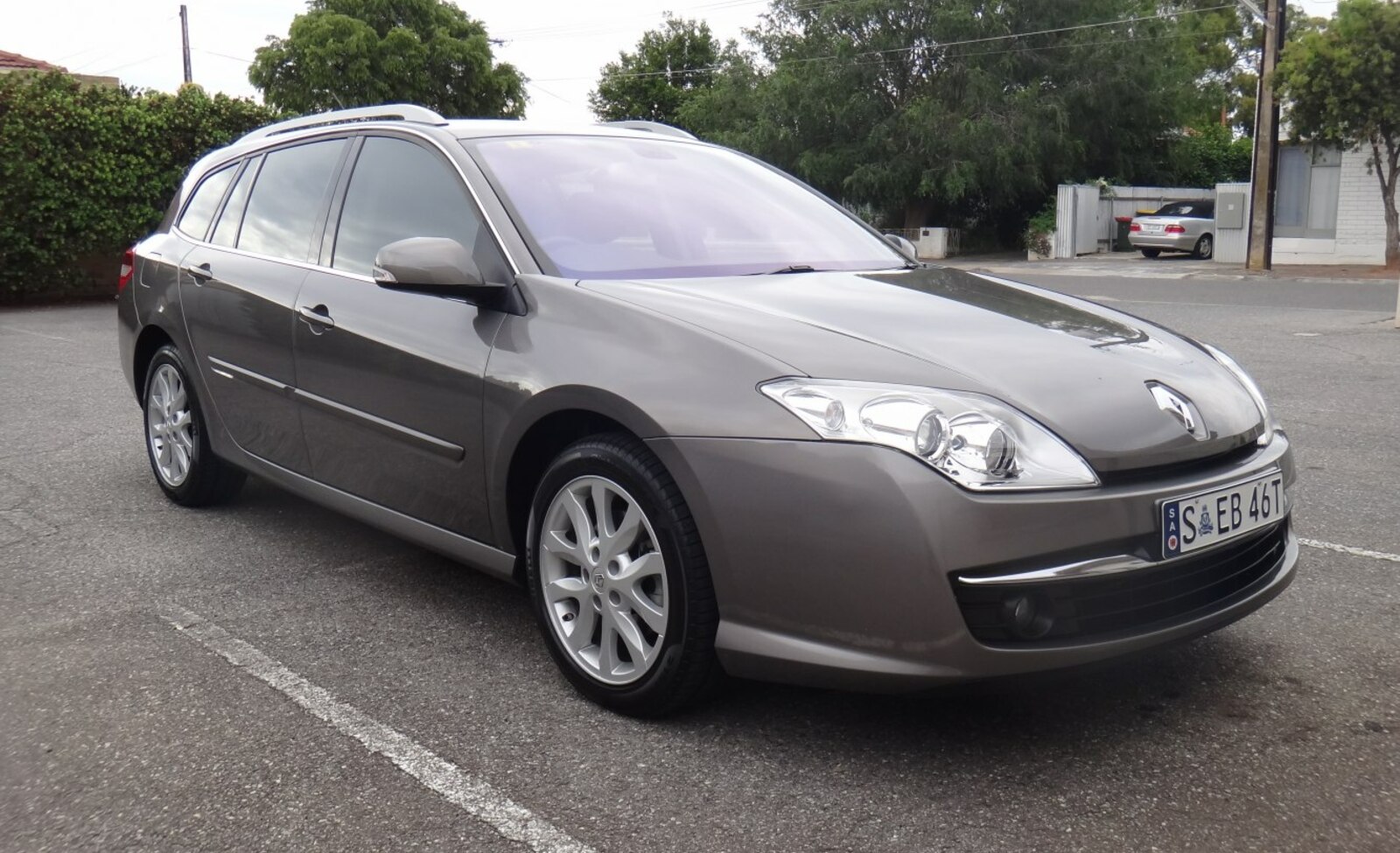 Renault Laguna III Grandtour 2.0 dCi FAP (131 Hp) 2007, 2008, 2009, 2010 