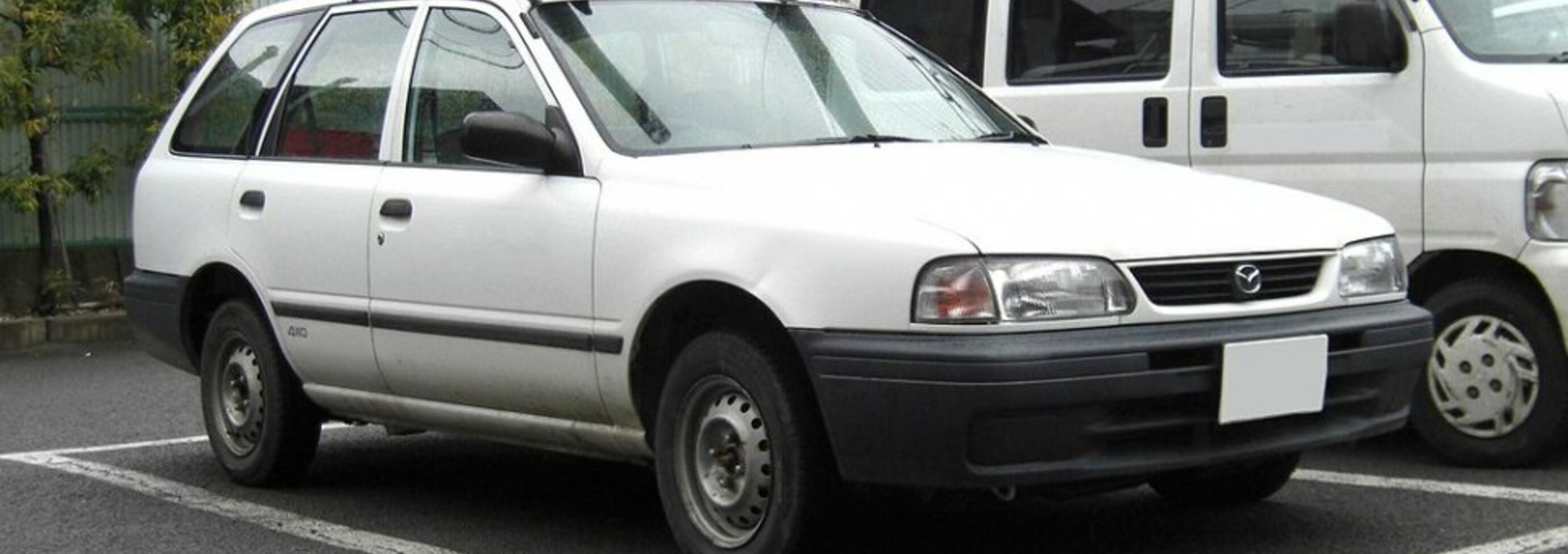 Mazda Protege Wagon 1.5 i (113 Hp) 2002, 2003, 2004 