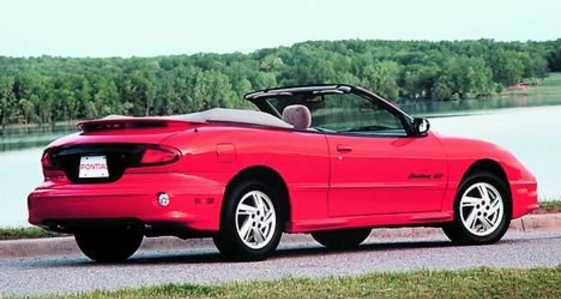 Pontiac Sunfire Cabrio 2.4 i 16V (152 Hp) 1995, 1996, 1997, 1998, 1999 