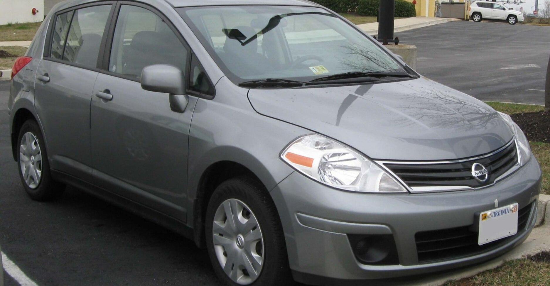 Nissan Versa Hatch 1.8 (122 Hp) 2006, 2007, 2008, 2009, 2010, 2011 