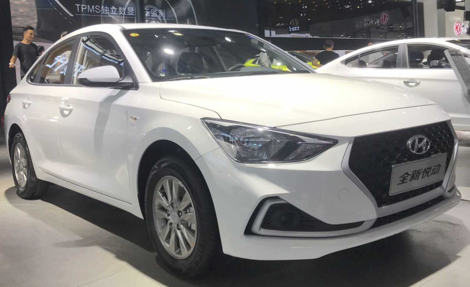 Hyundai Celesta 1.6i (123 Hp) 2017, 2018, 2019, 2020, 2021 