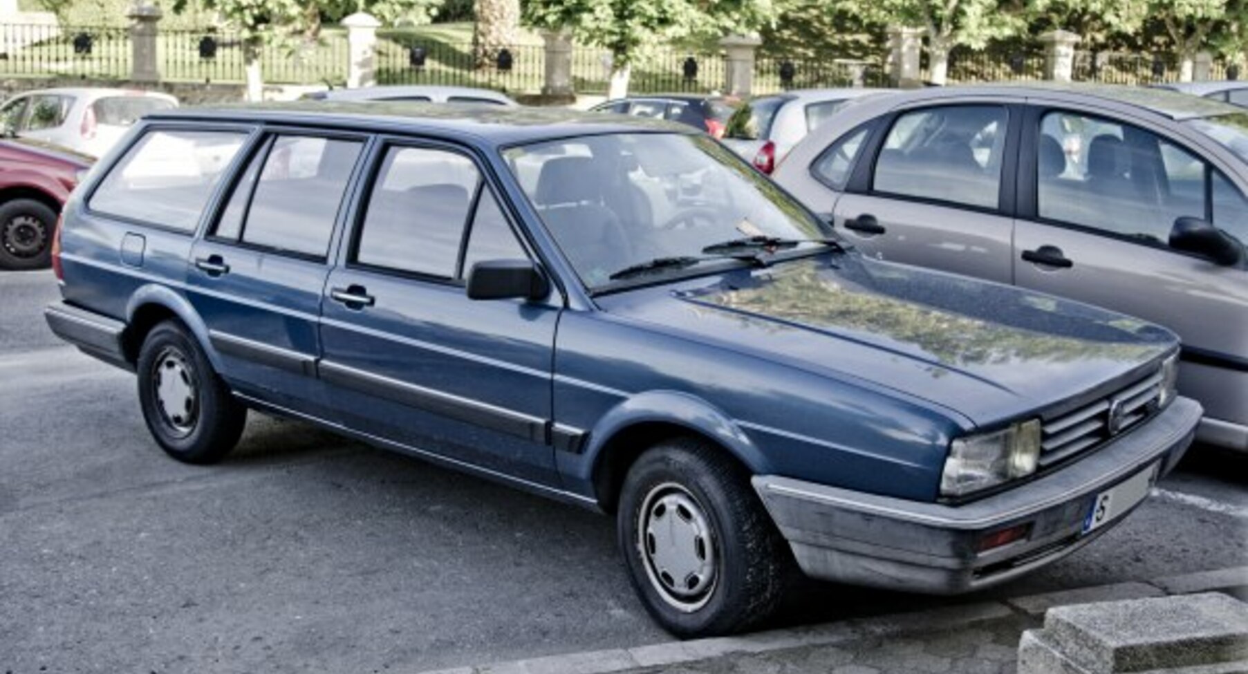 Volkswagen Passat Variant (B2) 1.8 (90 Hp) 1983, 1984, 1985, 1986, 1987, 1988 