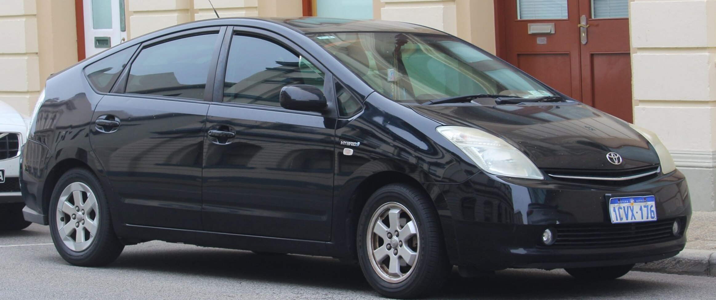 Toyota Prius II (NHW20) 1.5 i 16V WT-i (76 Hp) 2003, 2004, 2005, 2006, 2007, 2008, 2009 