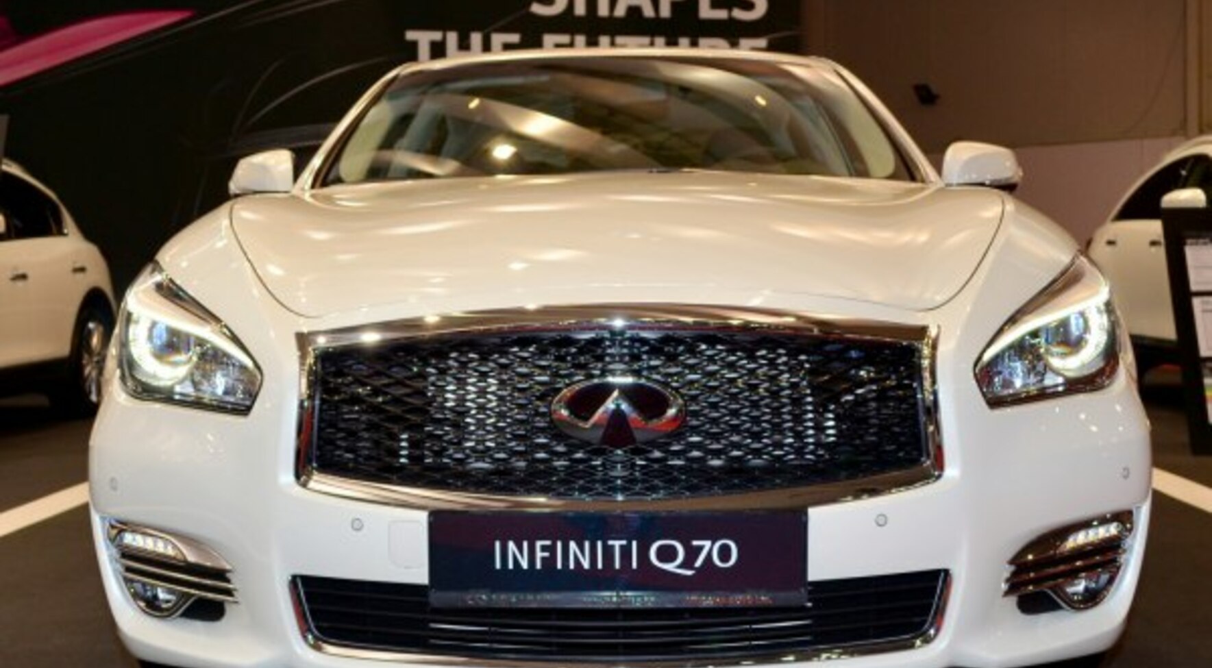 Infiniti Q70 2.2D (170 Hp) 2014, 2015 