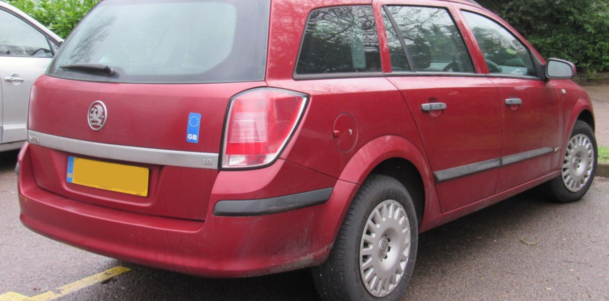 Vauxhall Astra Mk V Estate 1.9 CDTi (120 Hp) Automatic 2004, 2005, 2006, 2007, 2008, 2009, 2010, 2011 