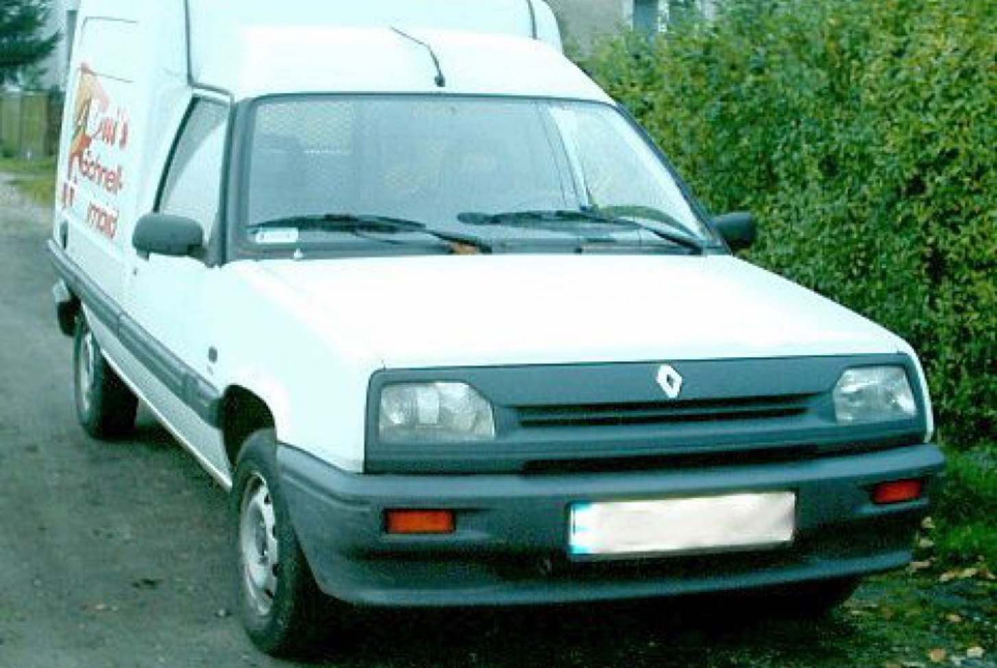 Renault Rapid 1.4i (75 Hp) 1991, 1992, 1993, 1994 