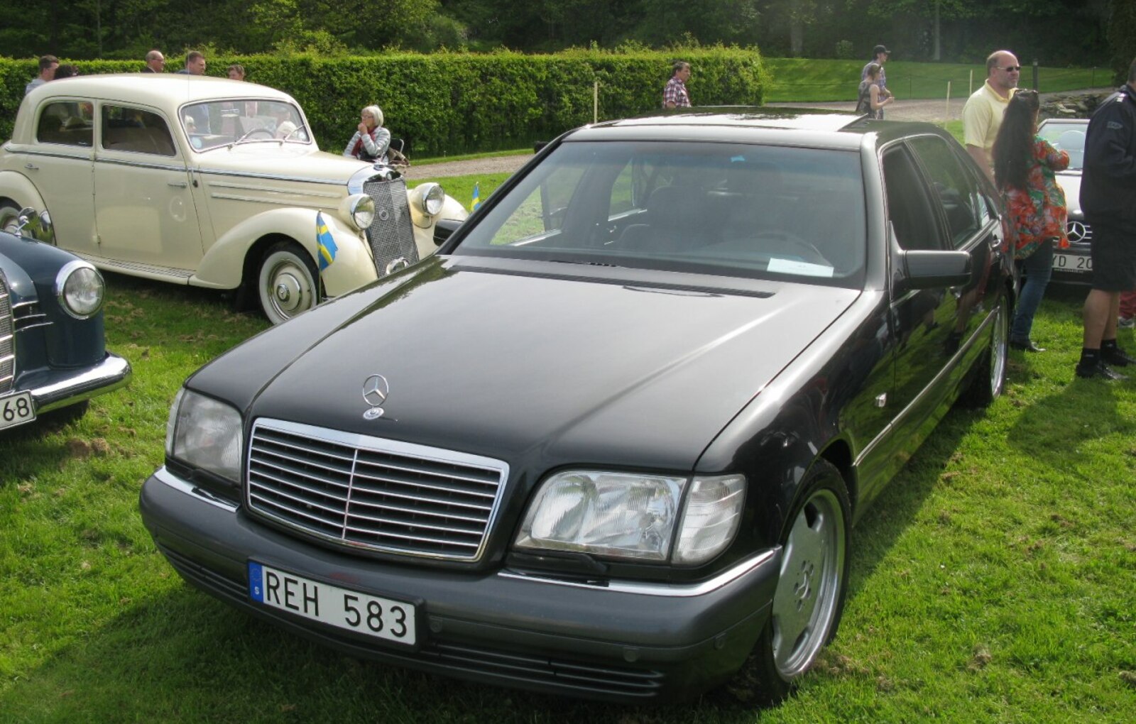 Mercedes-Benz S-class Long (V140, facelift 1994) S 600 V12 (394 Hp) 4G-TRONIC 1994, 1995 