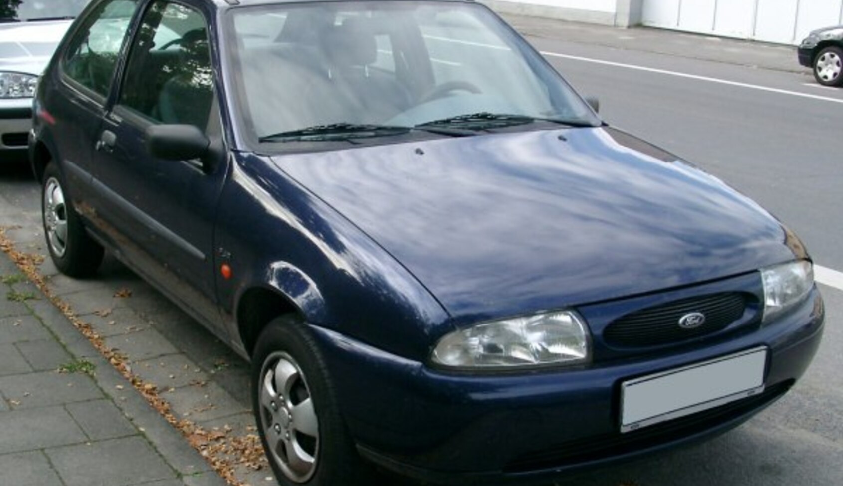 Ford Fiesta IV (Mk4, 3 door) 1.25i 16V (75 Hp) CVT 1997, 1998, 1999 