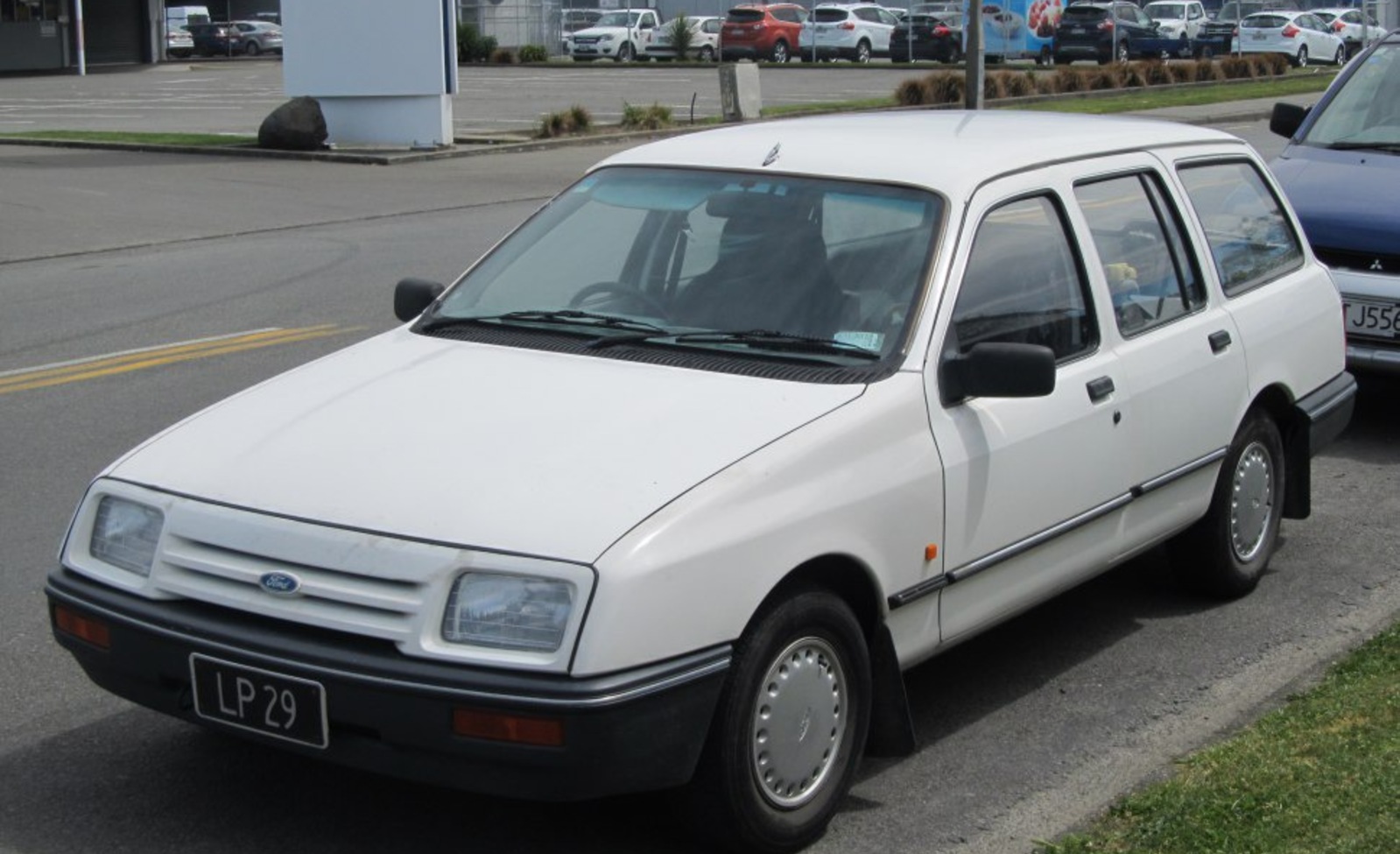 Ford Sierra Turnier I 1.6 (75 Hp) 1982, 1983, 1984, 1985, 1986 