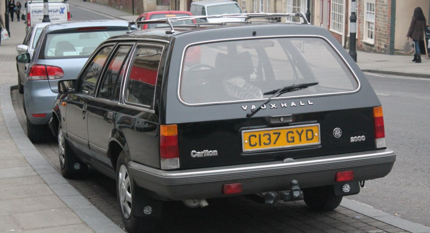 Vauxhall Carlton Mk II Estate (facelift 1982) 2.2 i (115 Hp) 1984, 1985, 1986 