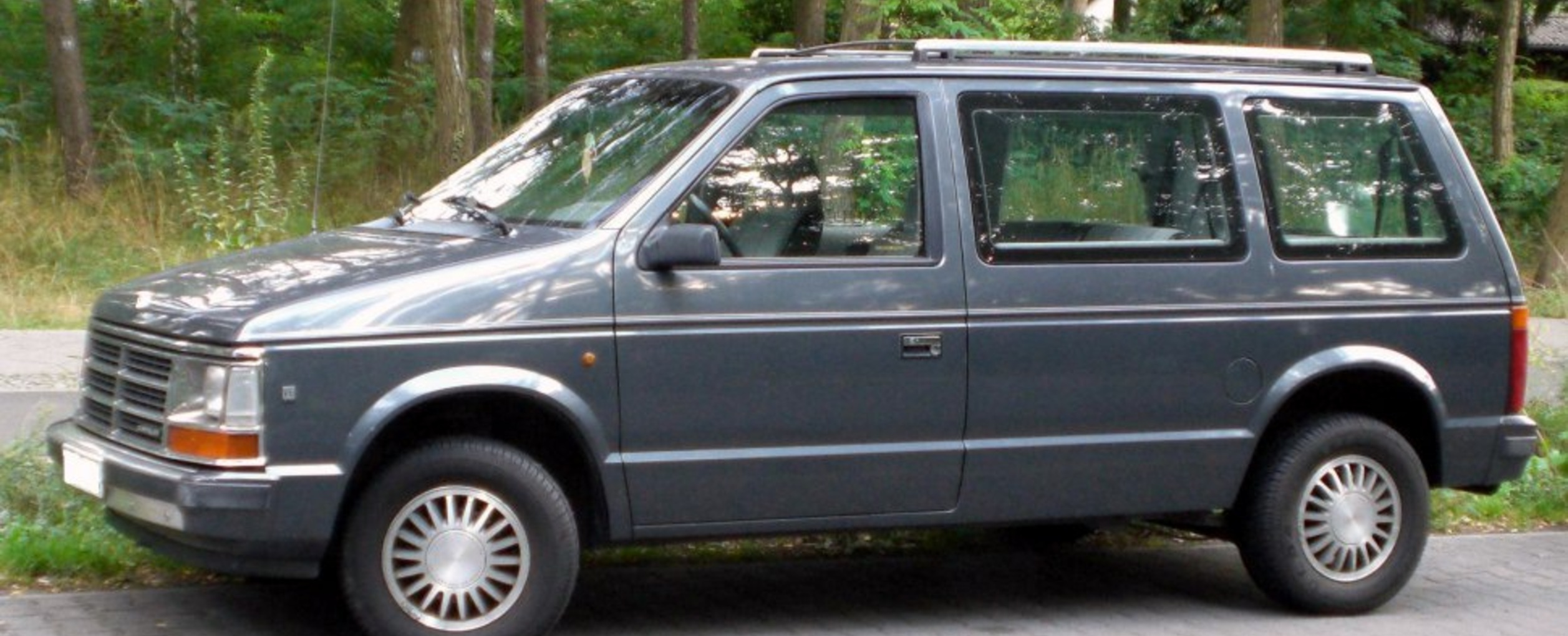 Chrysler Voyager I (ES) 2.5 i (98 Hp) 1988, 1989, 1990, 1991, 1992, 1993, 1994, 1995 