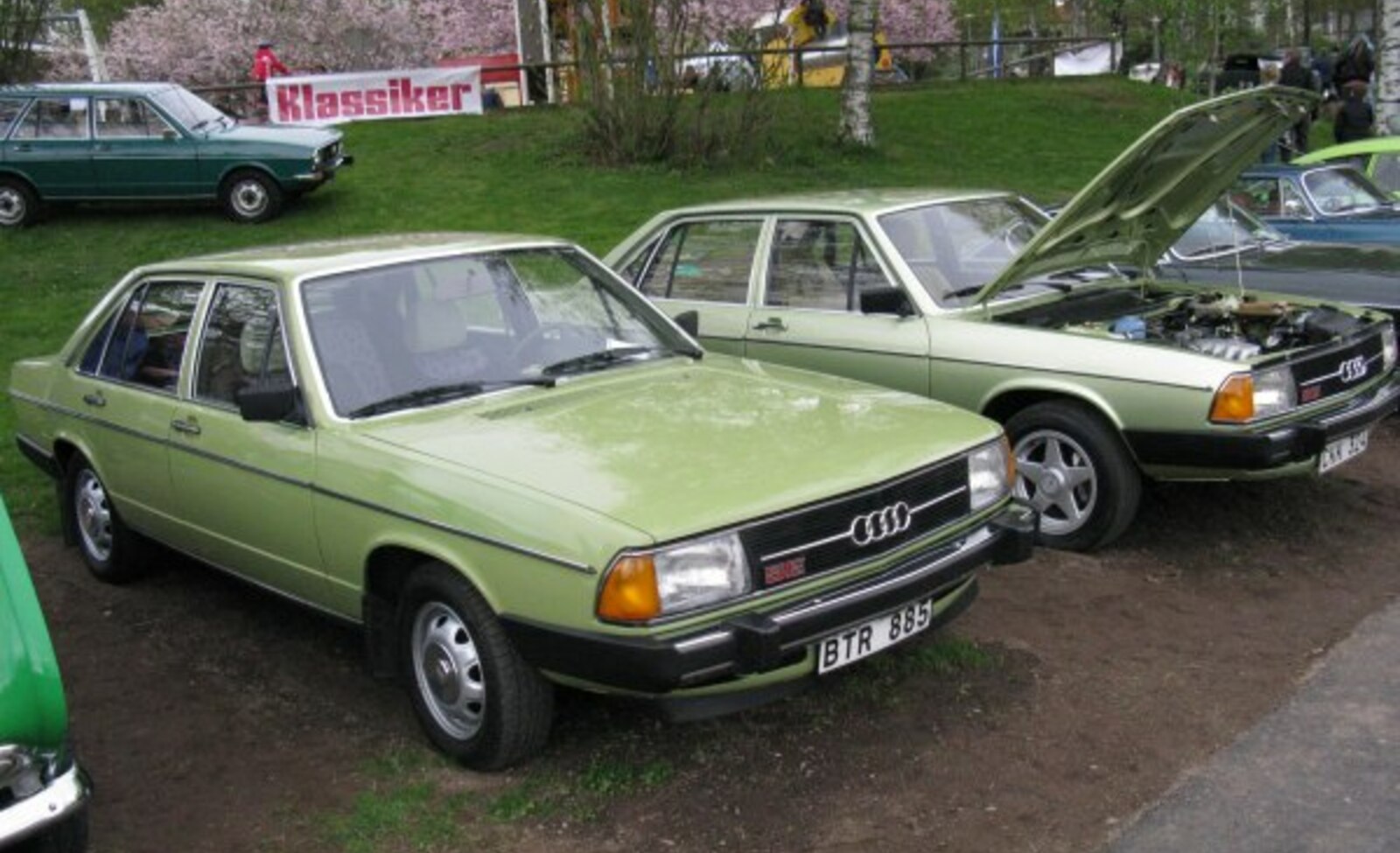 Audi 100 (C2, Typ 43) 1.6 L (85 Hp) 1976, 1977, 1978, 1979 