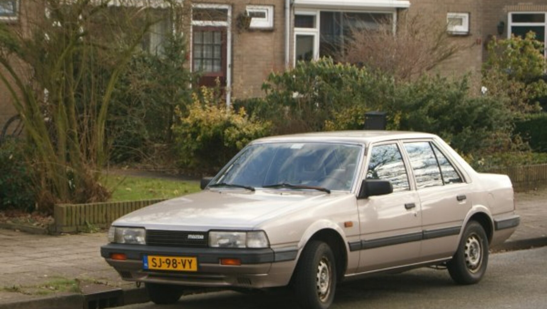 Mazda 626 II (GC) 1.6 (80 Hp) 1982, 1983, 1984, 1985, 1986, 1987 