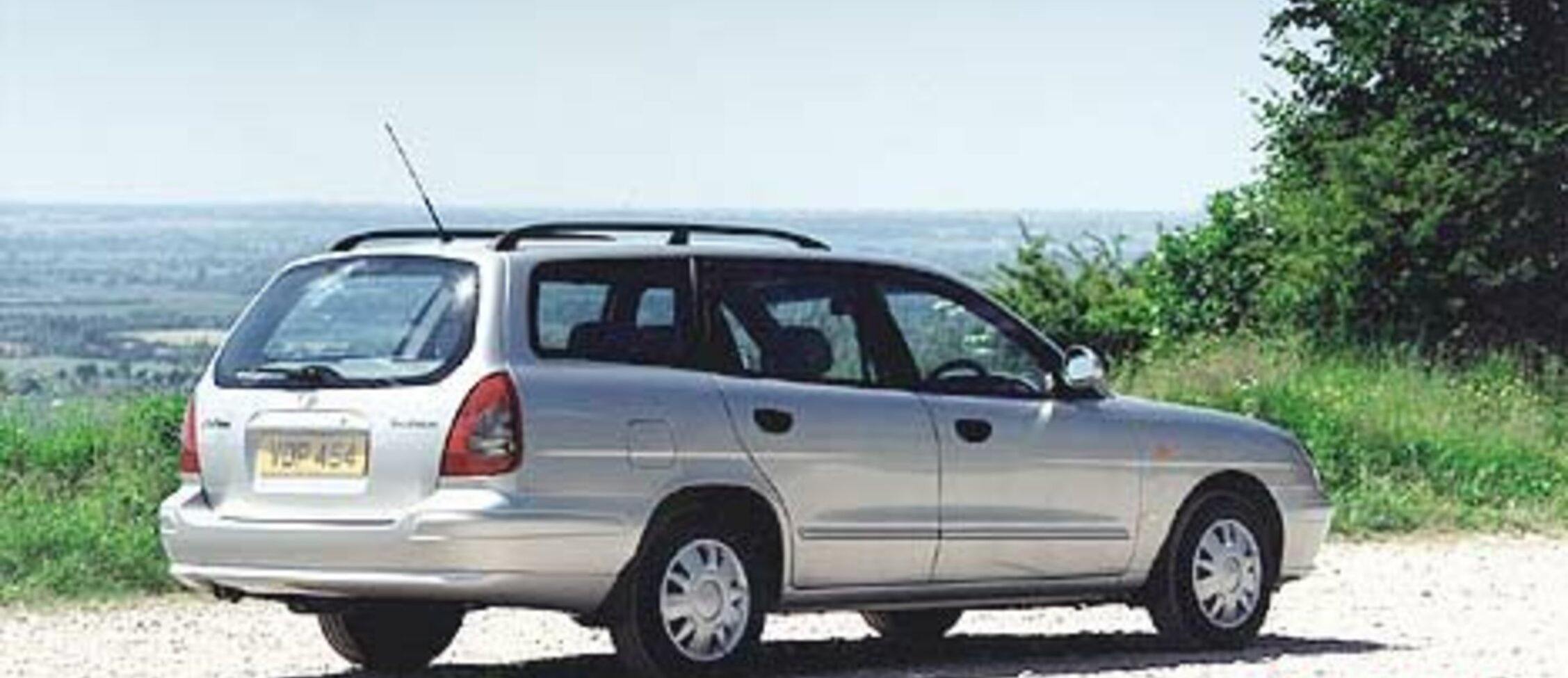 Daewoo Nubira Wagon II 2.0 i 16V CDX (126 Hp) 2002, 2003, 2004 