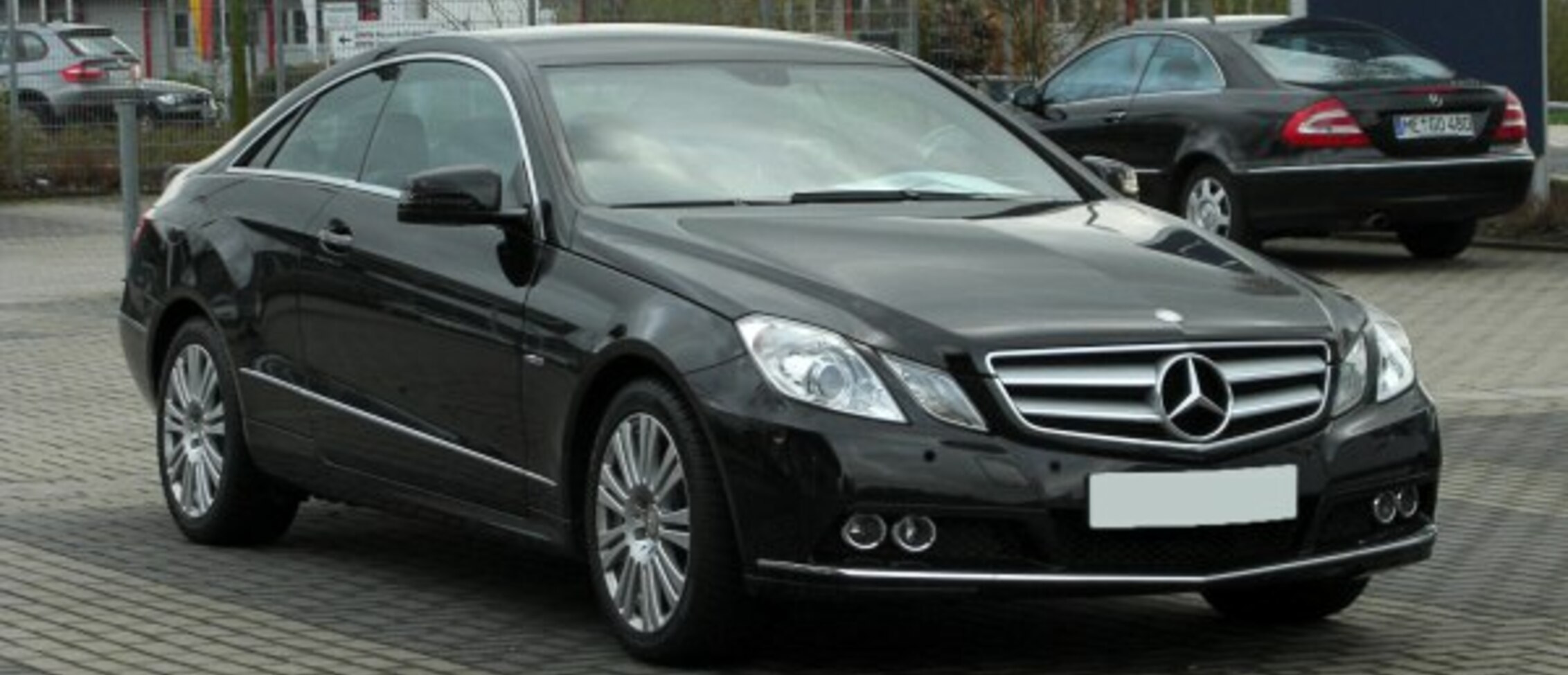 Mercedes-Benz E-class Coupe (C207) E 350 CDI BlueEFFICIENCY (228 Hp) 2009, 2010 