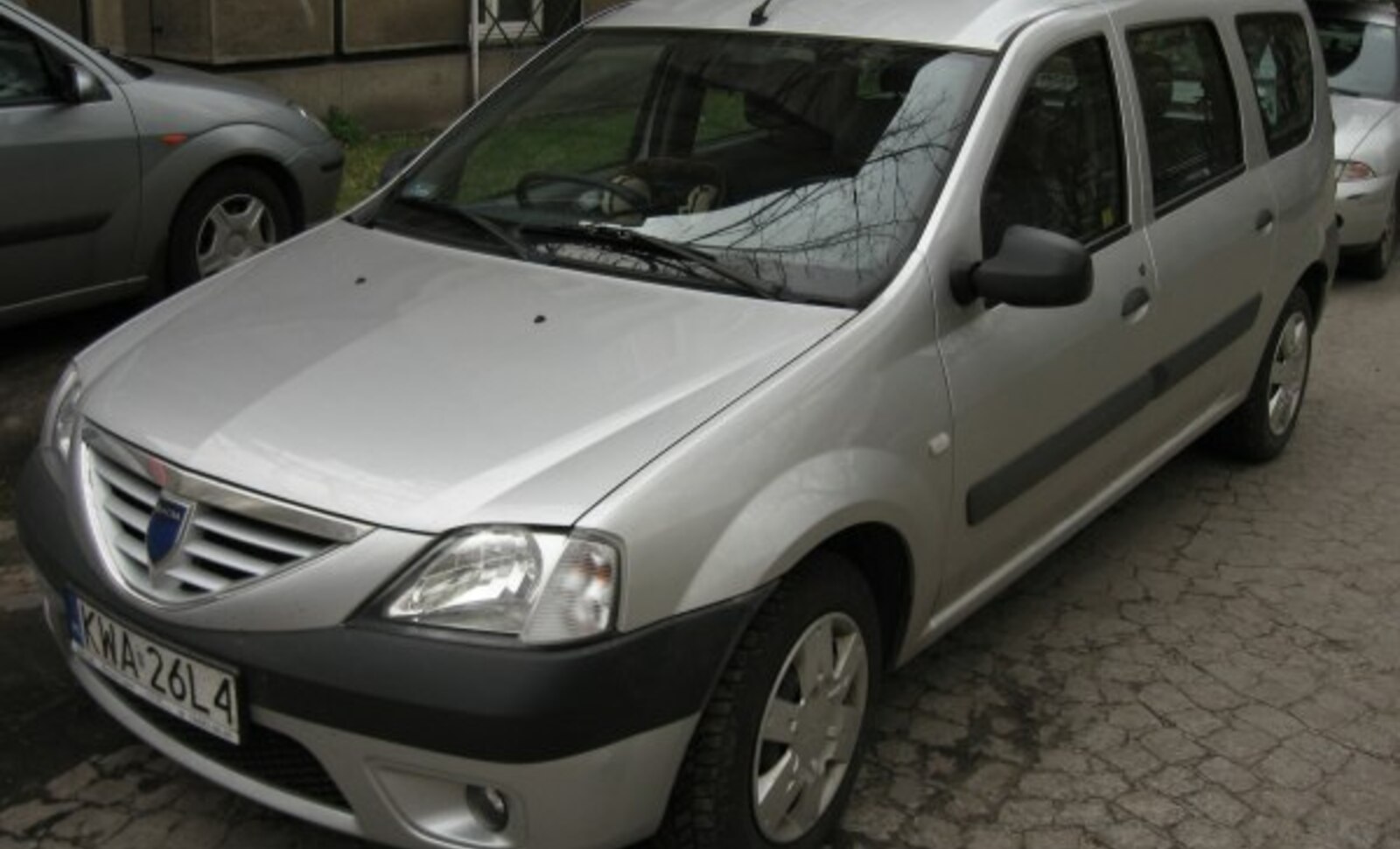 Dacia Logan I MCV 1.5 dCi (68 Hp) 7 Seats 2006, 2007, 2008