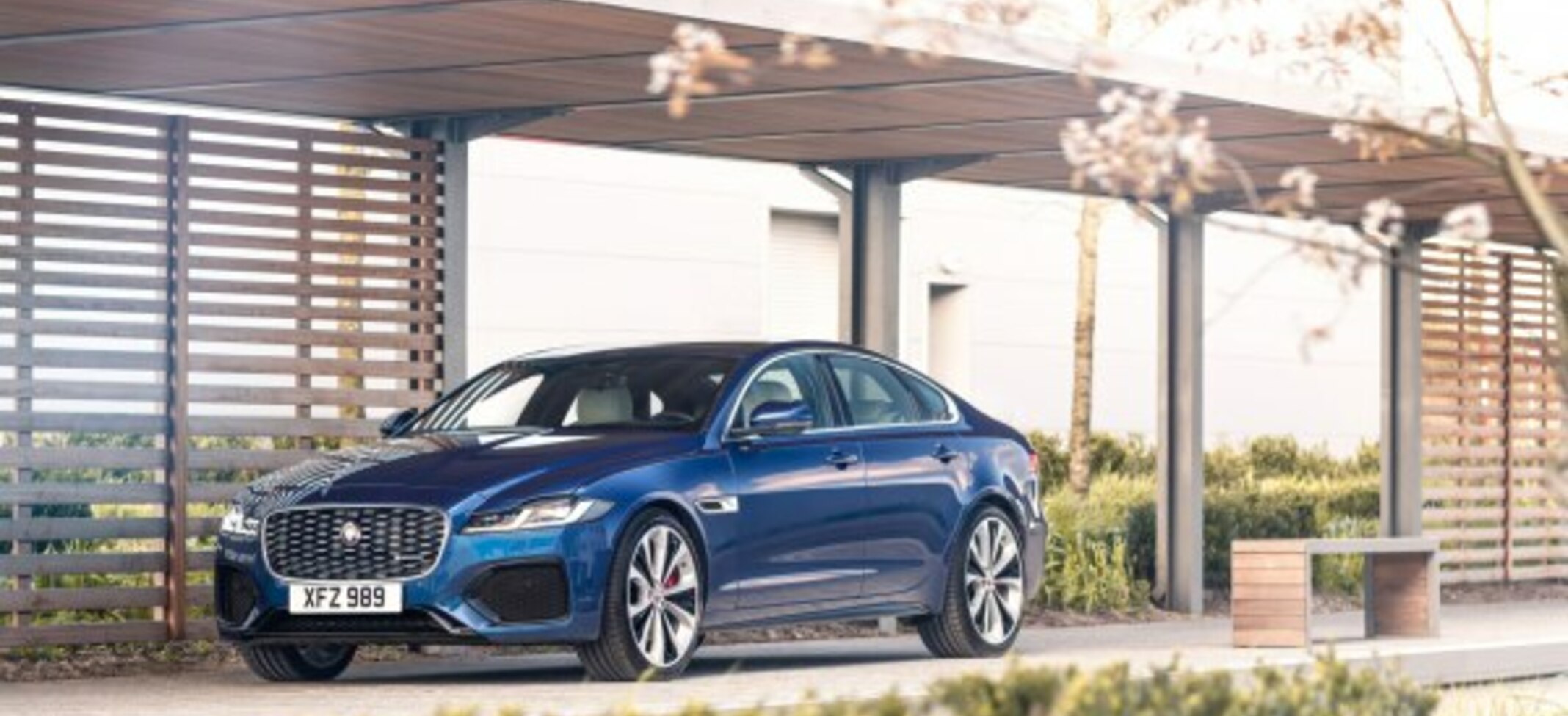 Jaguar XF (X260, facelift 2020) 2.0i (250 Hp) Automatic 2020, 2021 