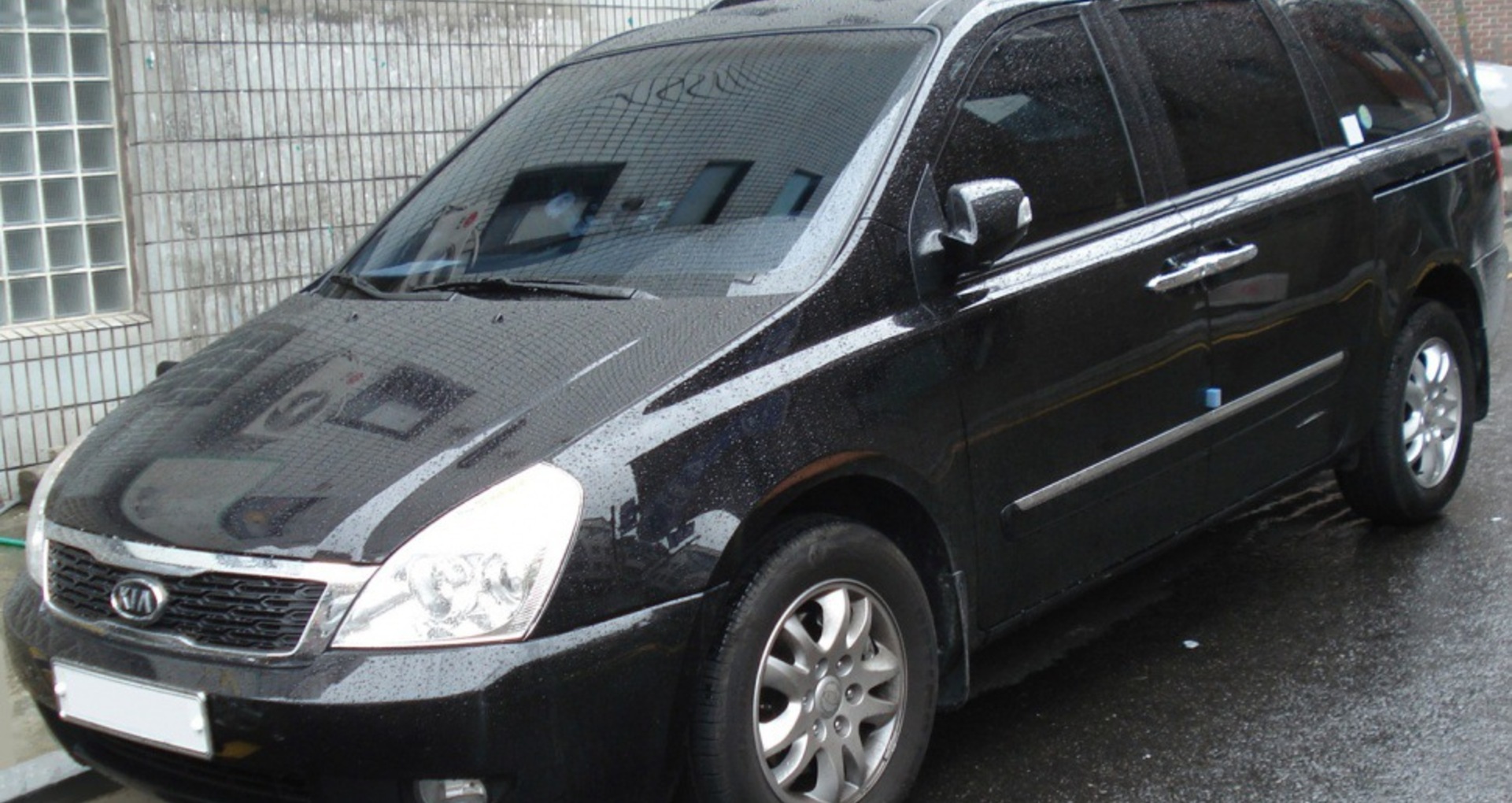 Kia Grand Carnival II (facelift 2010) 2.9 CRDi (185 Hp) Automatic 2010, 2011, 2012, 2013, 2014 