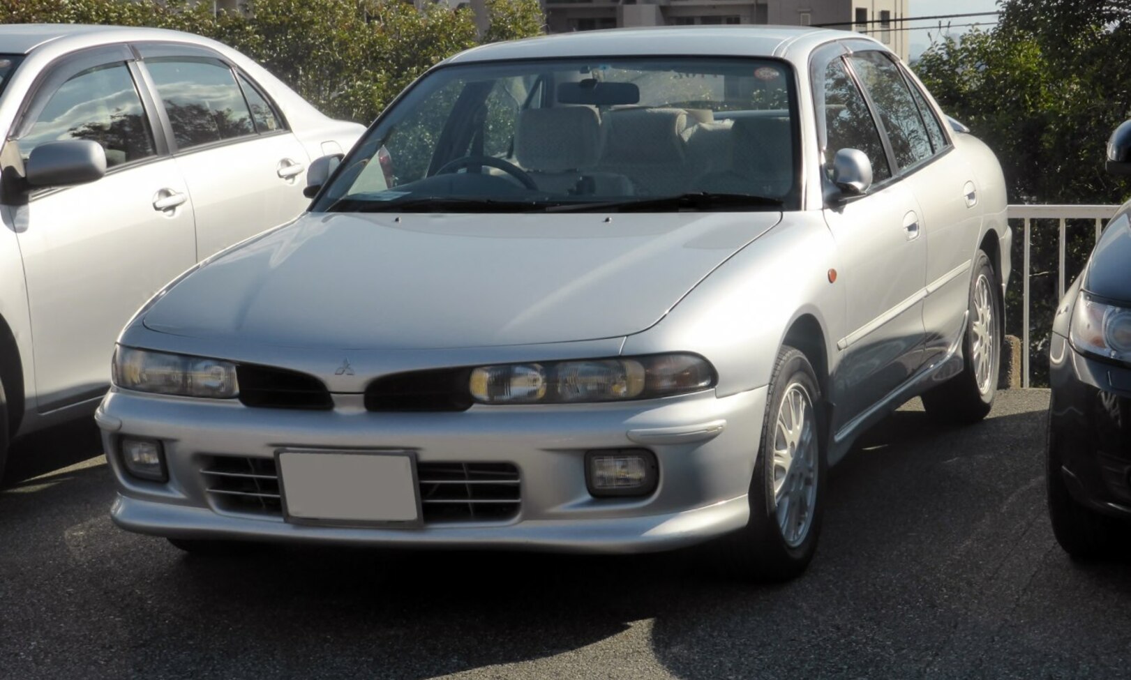 Mitsubishi Galant VII 2.0 GLSI 4x4 (E75A) (137 Hp) 1992, 1993, 1994, 1995, 1996 