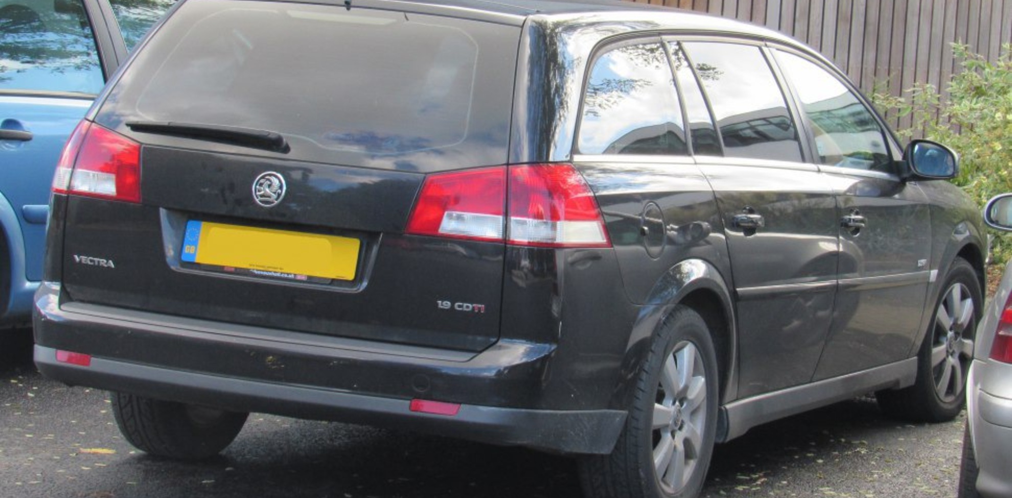 Vauxhall Vectra C Estate 3.0 V6 CDTi 24V ECOTEC (184 Hp) Automatic 2003, 2004, 2005, 2006, 2007, 2008 