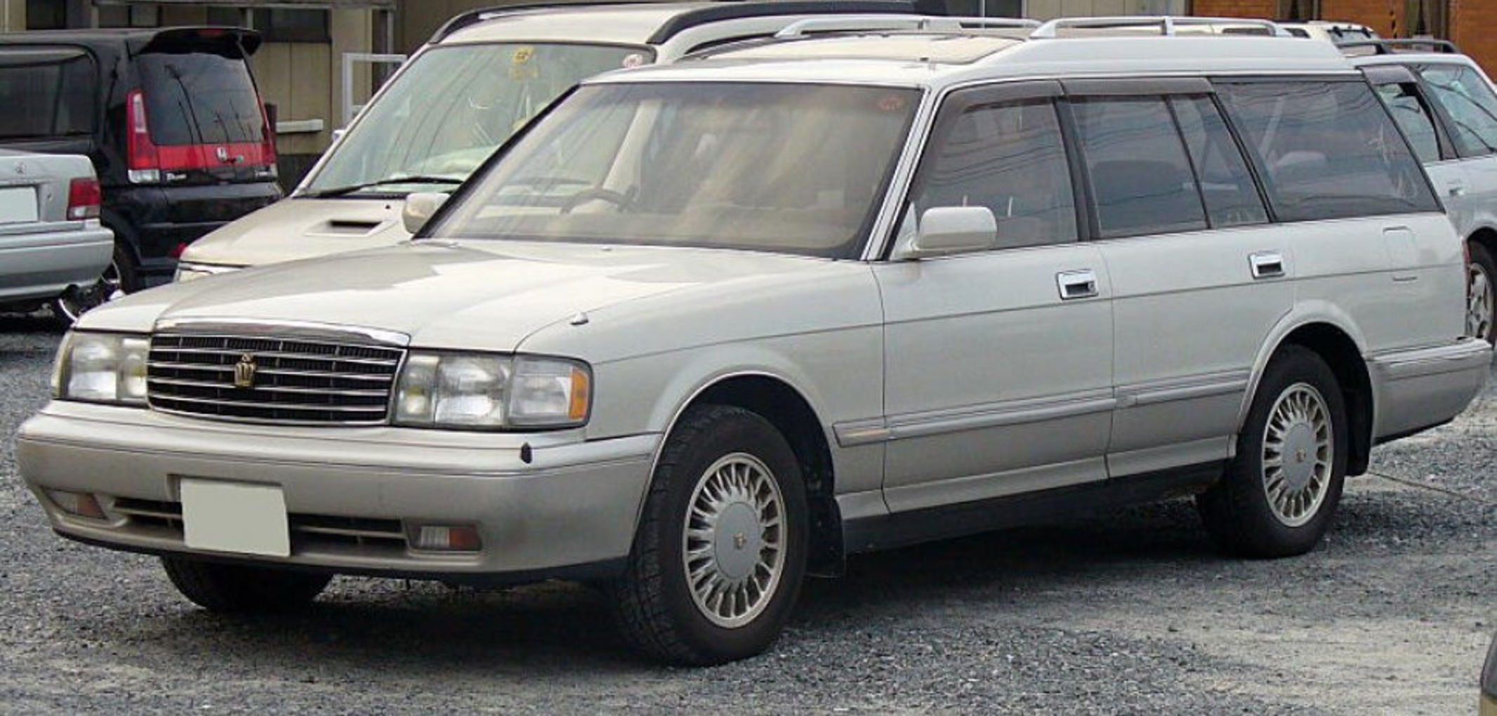 Toyota Crown Wagon (GS130) 2.0 i (135 Hp) 1987, 1988, 1989, 1990, 1991, 1992, 1993, 1994, 1995, 1996, 1997, 1998, 1999 