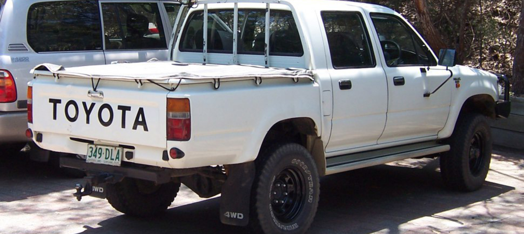 Toyota Hilux Pick Up 2.7 i (152 Hp) 2004, 2005, 2006, 2007, 2008 