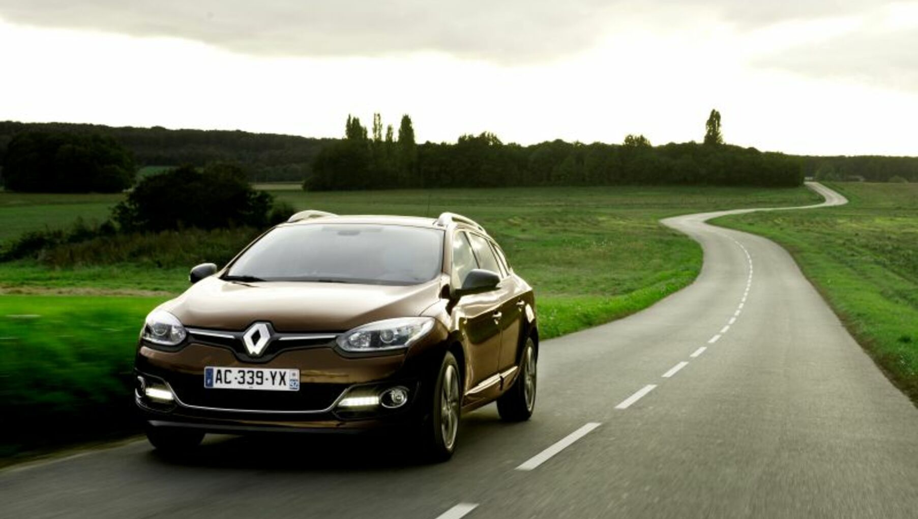 Renault Megane III Grandtour (Phase III, 2014) 1.2 Energy TCe (132 Hp) Start&Stop 2014, 2015 