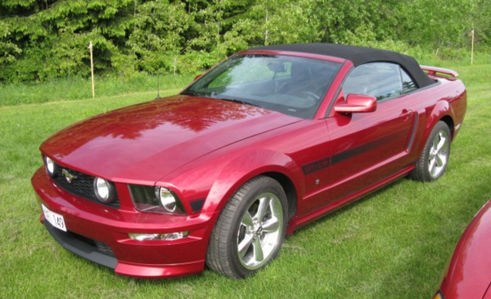 Ford Mustang Convertible V 4.6 i V8 24V (304 Hp) 2005, 2006, 2007, 2008, 2009, 2010, 2011, 2012, 2013, 2014 