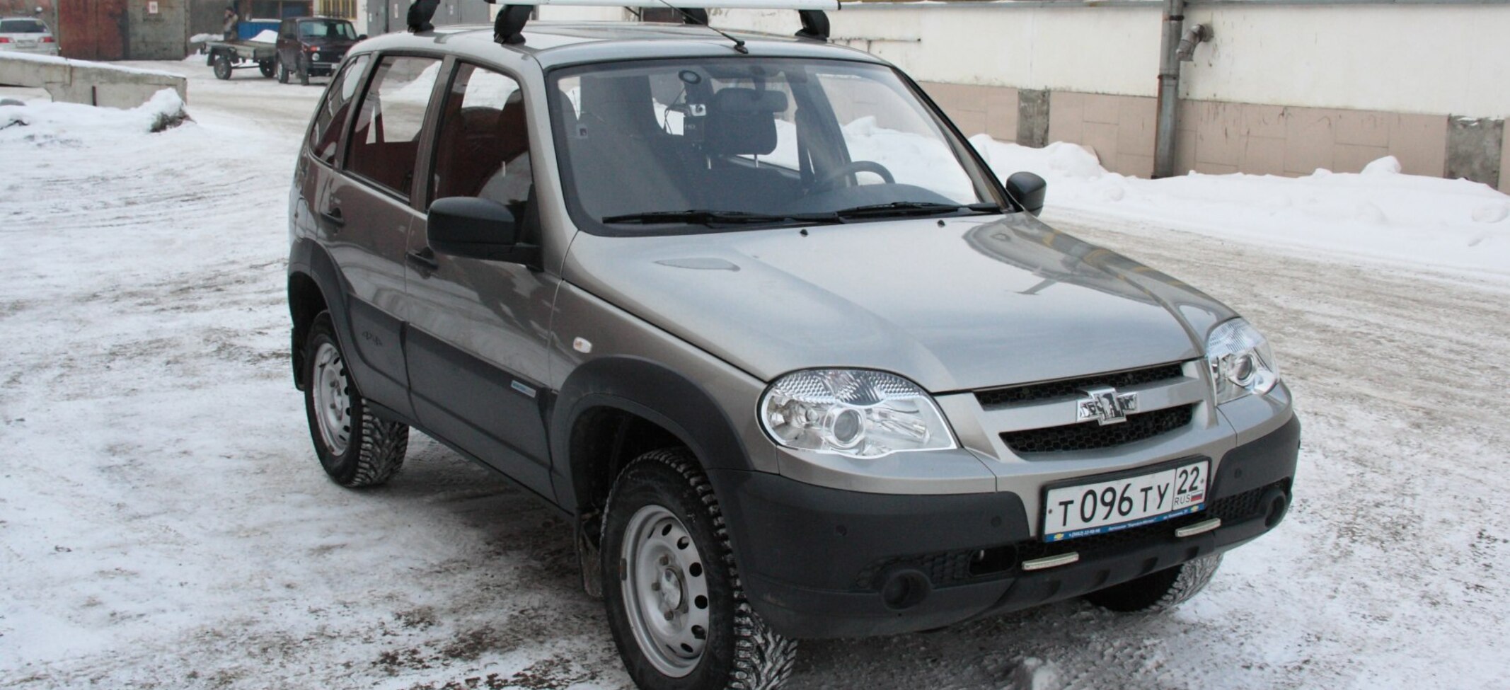 Chevrolet Niva 1.7 i (80 Hp) 2002, 2003, 2004, 2005, 2006, 2007, 2008, 2009 