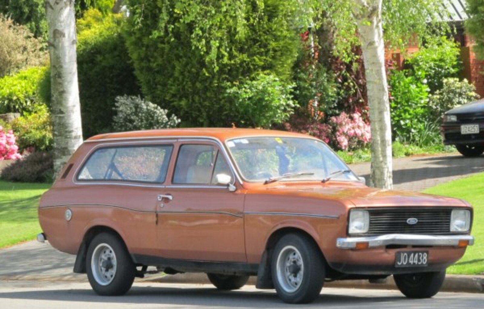 Ford Escort II Turnier 1.3 (CADR) (54 Hp) 1975, 1976, 1977, 1978, 1979 