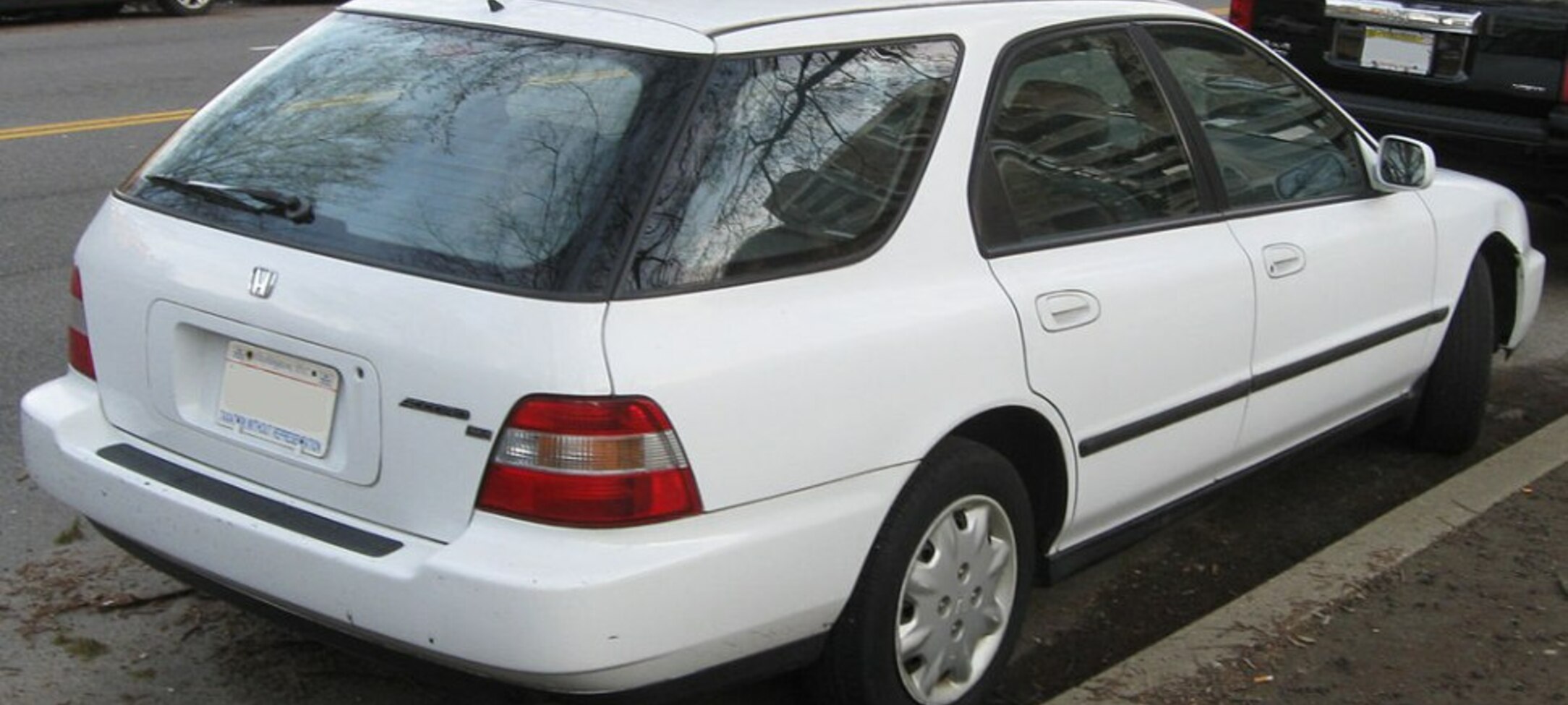 Honda Accord V Wagon (CE) 2.2i ES (CE1) (150 Hp) 1993, 1994, 1995, 1996, 1997, 1998 