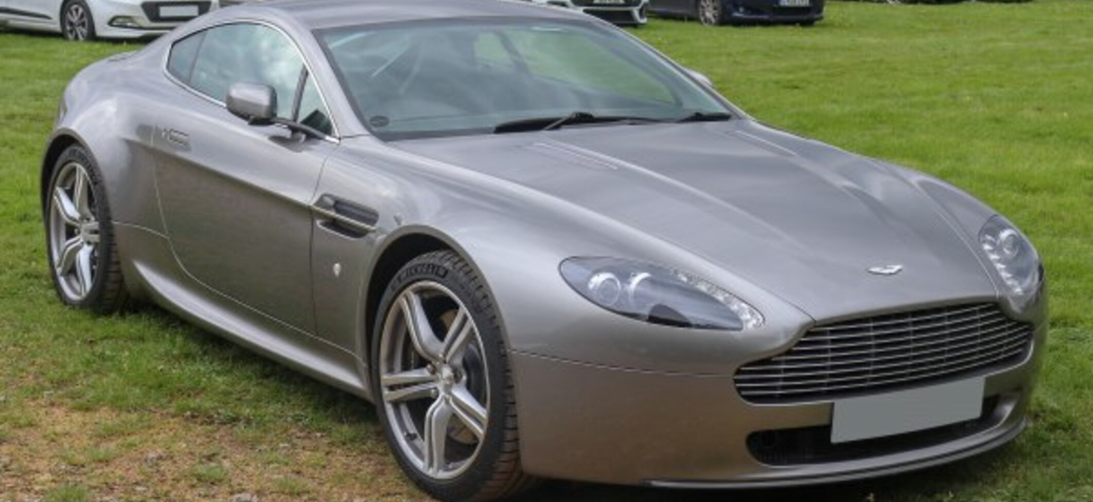 Aston Martin V8 Vantage (2005) 4.3 i V8 32V (385 Hp) 2005, 2006, 2007, 2008 