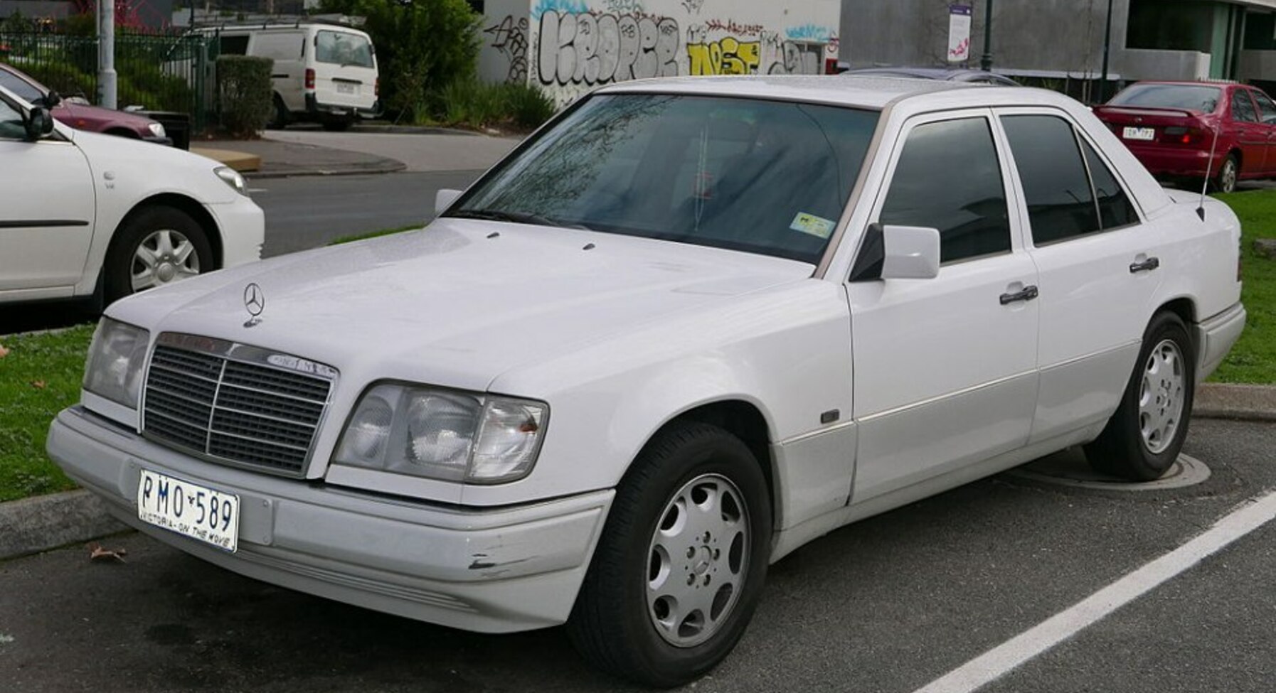 Mercedes-Benz 280 (W124) 280 E (197 Hp) 1992, 1993 
