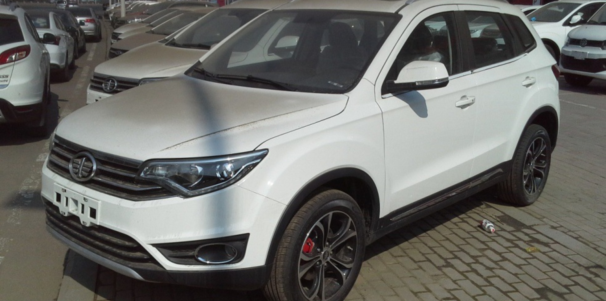 FAW Senia R7 1.6 (116 Hp) Automatic 2015, 2016, 2017, 2018, 2019, 2020, 2021 