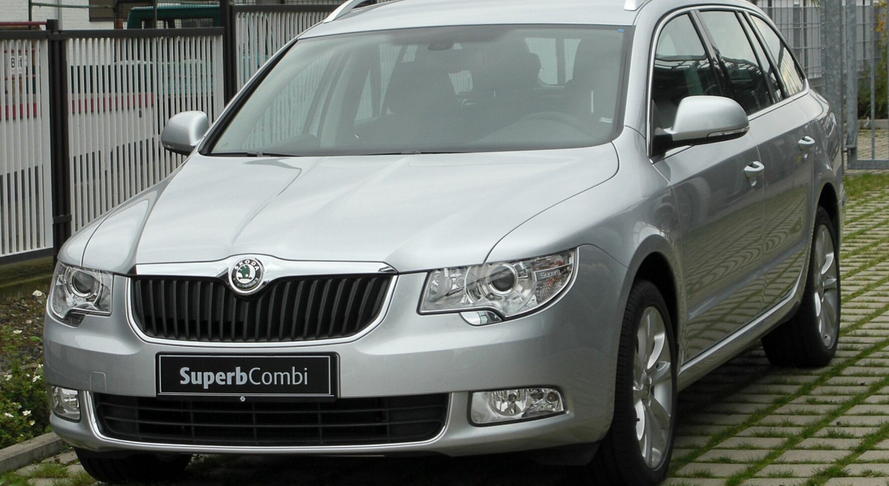 Skoda Superb II Combi 2.0 TDI (170 Hp) 2009, 2010, 2011, 2012, 2013 