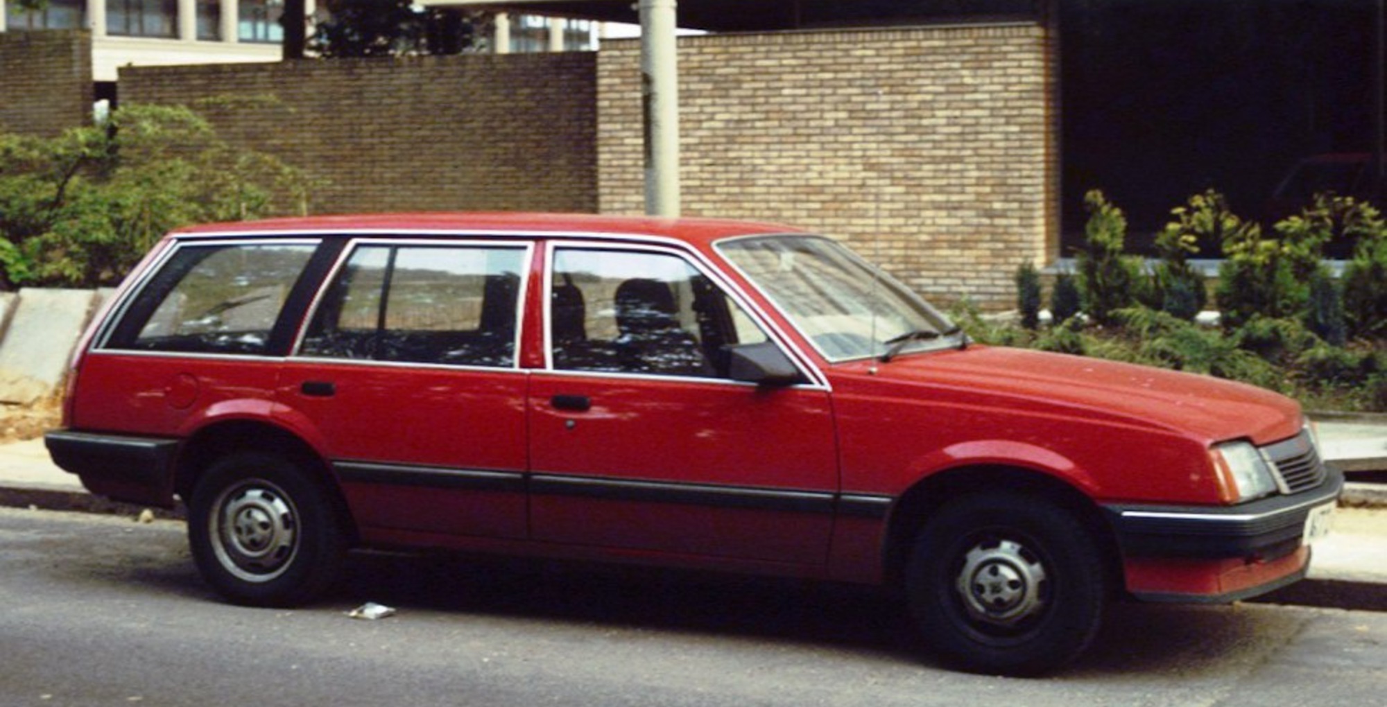 Vauxhall Cavalier Mk II Estate 1.6 (90 Hp) 1983, 1984, 1985, 1986, 1987, 1988 