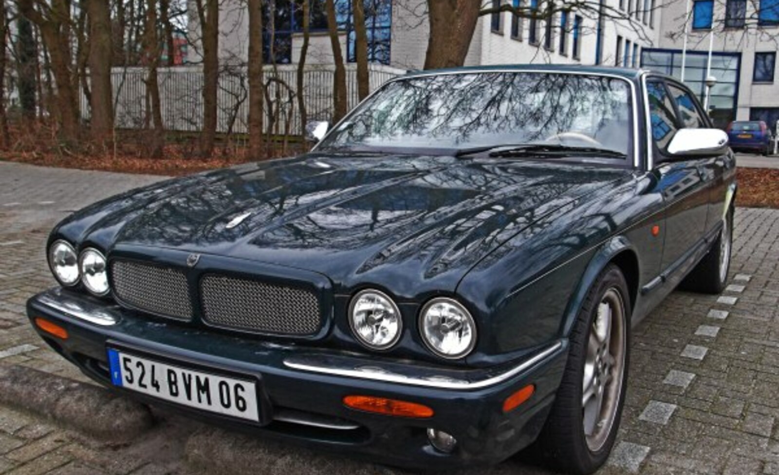 Jaguar XJ (X308) XJ8 3.2 V8 32V (237 Hp) Automatic 1997, 1998, 1999, 2000, 2001, 2002, 2003 