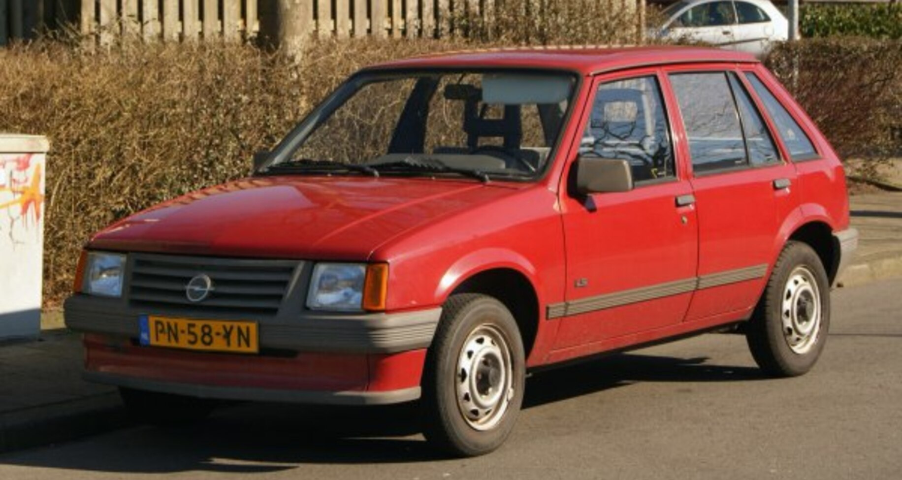 Opel Corsa A 1.2i (45 Hp) 1985, 1986, 1987 