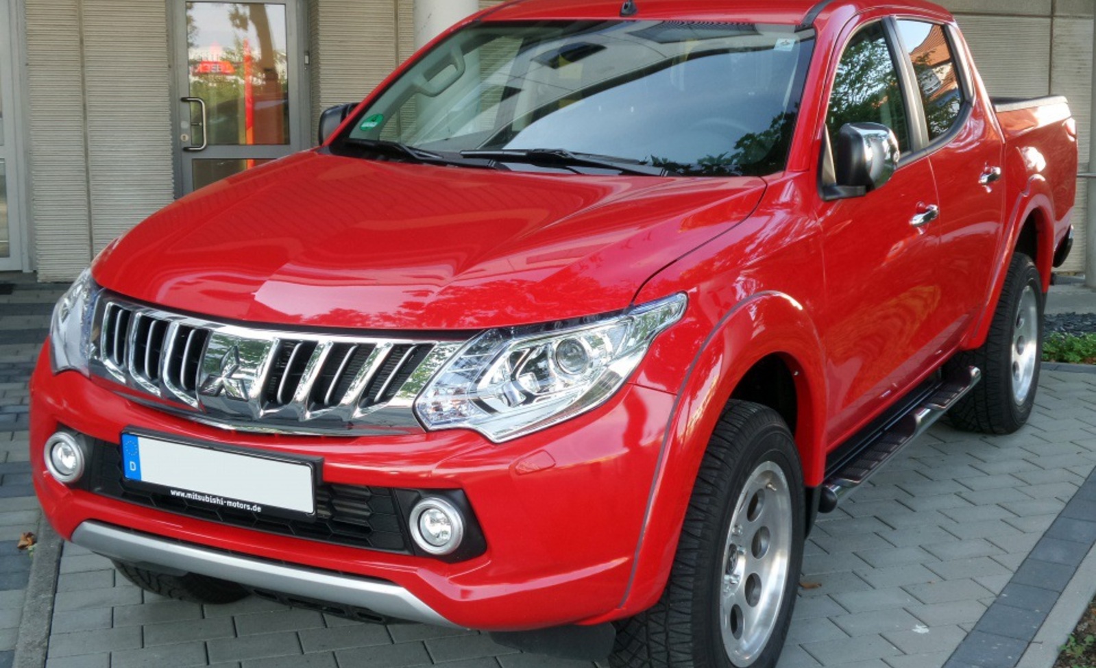 Mitsubishi L200 V Double Cab 2.4d (181 Hp) 4WD Automatic 2015, 2016, 2017, 2018 