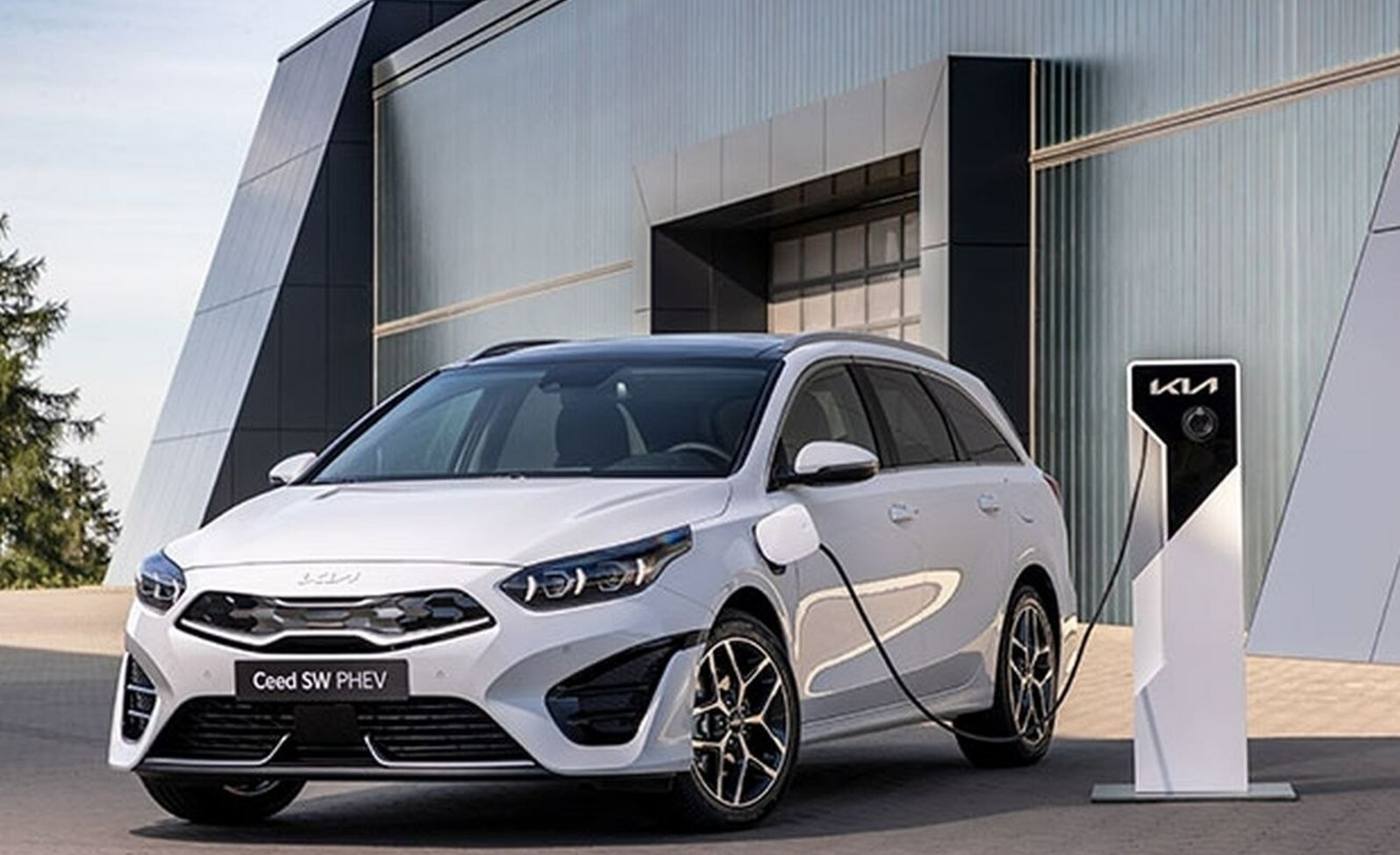 Kia Ceed III Sportswagon (facelift 2021) 1.5 T-GDI (160 Hp) DCT 2021 