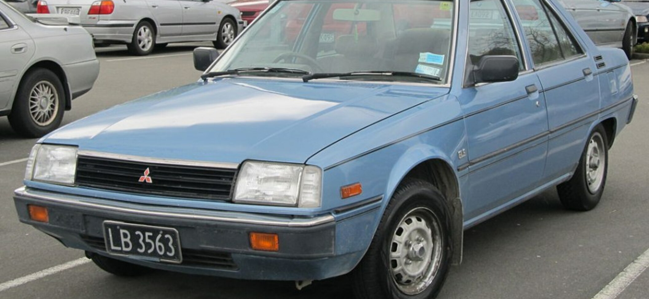 Mitsubishi Tredia (A21_) 1.8 GLS (A215) (90 Hp) 1984, 1985, 1986 