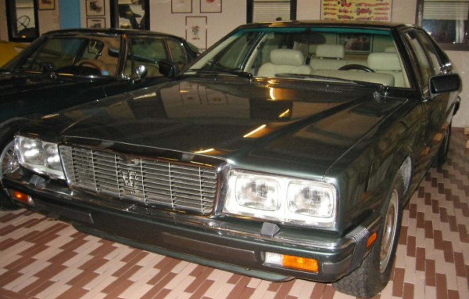 Maserati Royale 4.9 V8 (280 Hp) 1985, 1986, 1987, 1988, 1989, 1990, 1991, 1992, 1993 