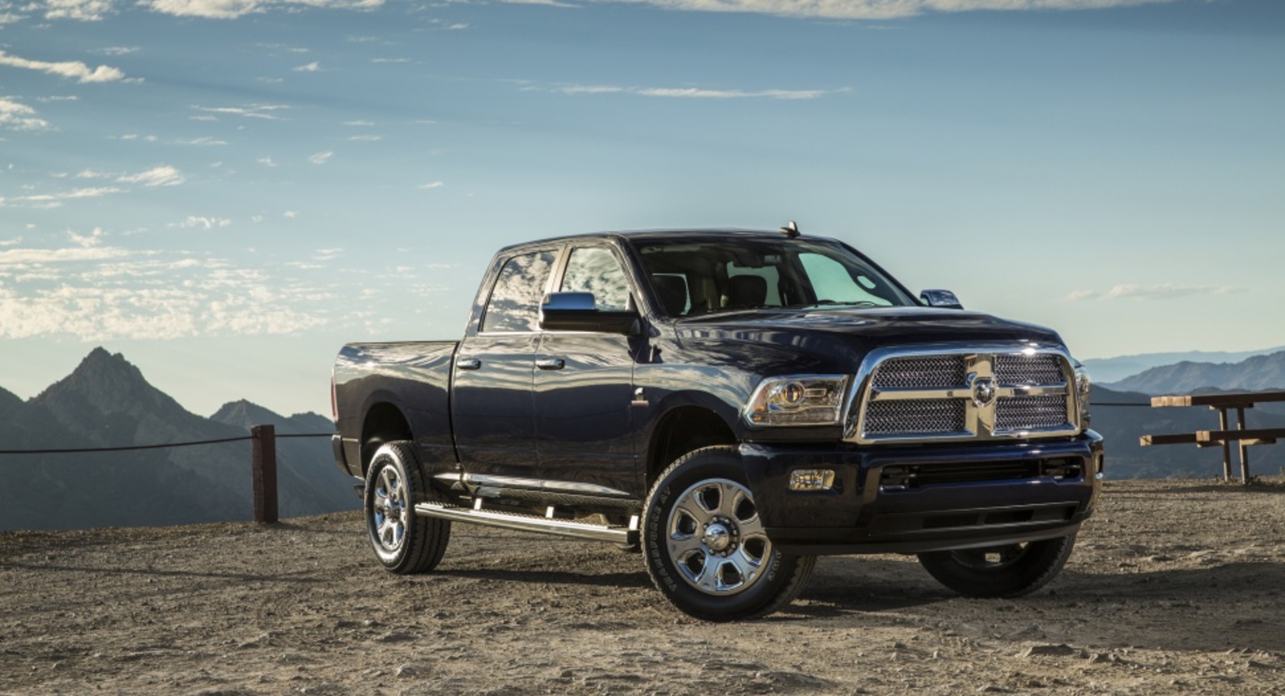 RAM 2500/3500 Crew Cab I (facelift 2013) 3500 6.7 HO Cummins TD (385 Hp) Automatic 2013, 2014, 2015, 2016, 2017, 2018 