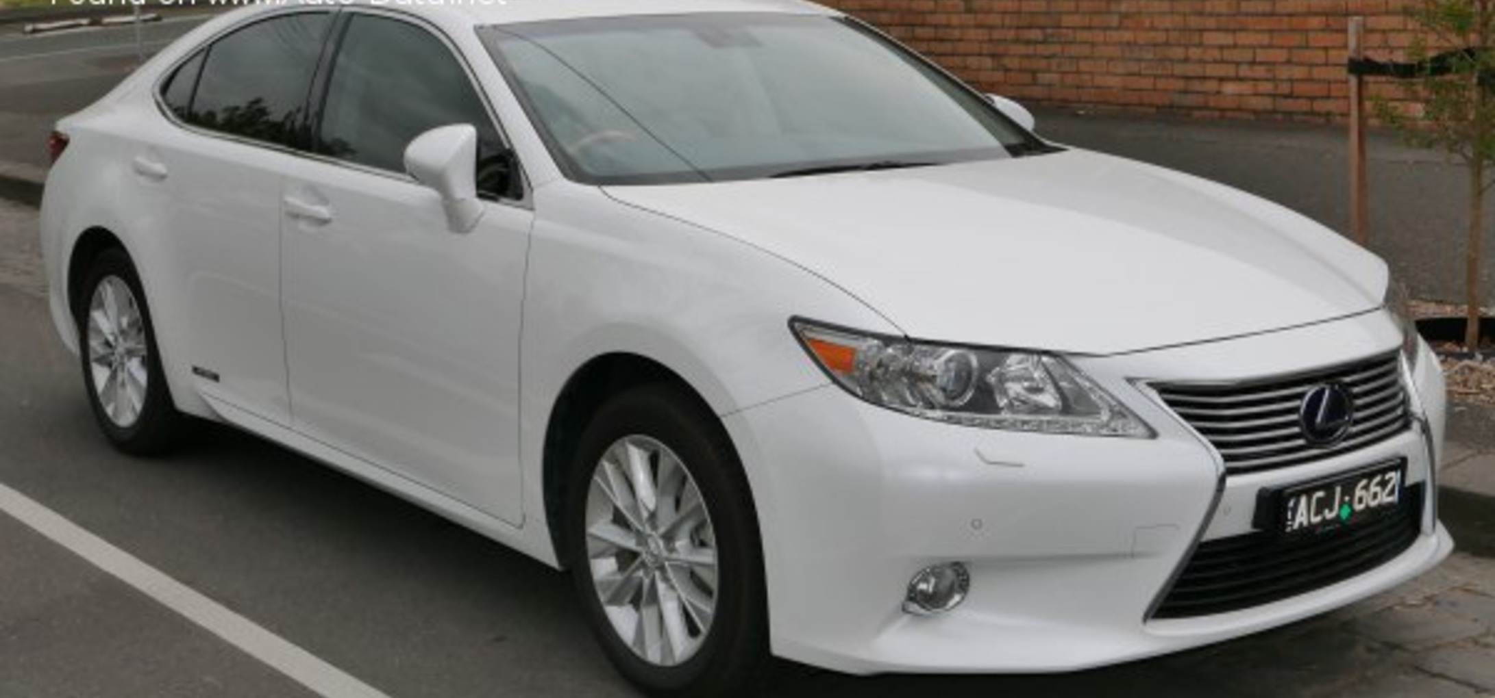 Lexus ES VI (XV60) 300h (200 Hp) Hybrid ECVT-i 2012, 2013, 2014, 2015 