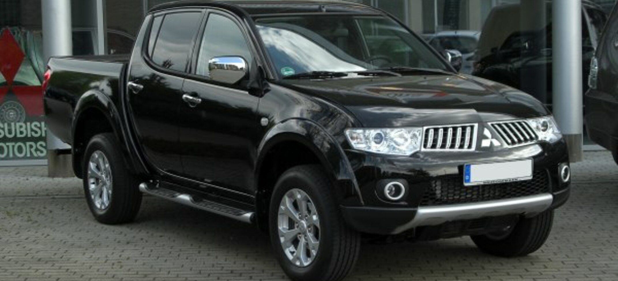 Mitsubishi L200 IV Double Cab (facelift 2010) 2.5 HP DI-D (178 Hp) 2010, 2011, 2012, 2013, 2014, 2015 