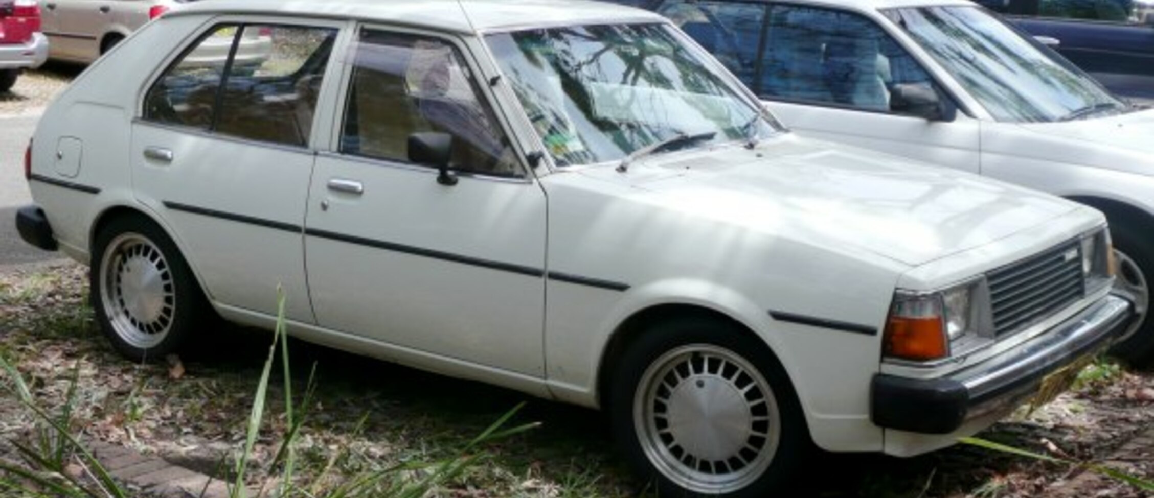 Mazda 323 I (FA) 1.0 (45 Hp) 1977, 1978, 1979, 1980 