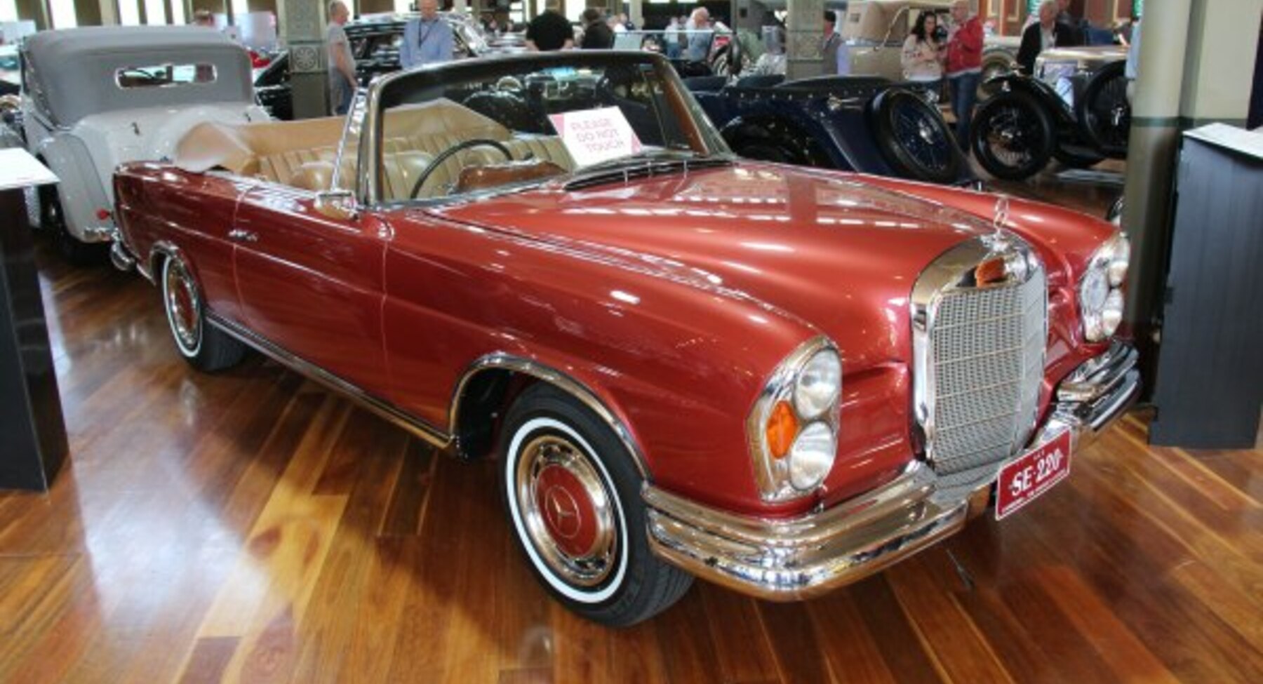 Mercedes-Benz W112 Cabriolet 300 SE (170 Hp) Automatic 1964, 1965, 1966, 1967 