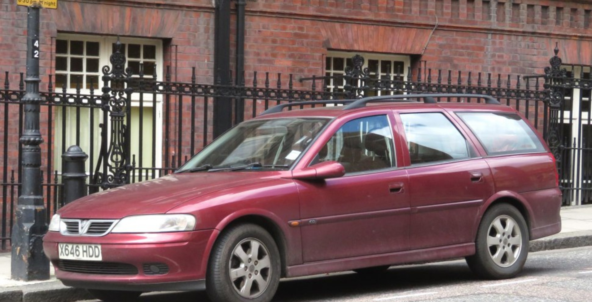 Vauxhall Vectra B Estate 2.5i GSi (194 Hp) 1998, 1999 