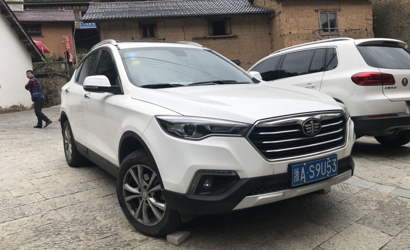 FAW Besturn X80 I (facelift 2017) 2.0 (147 Hp) Automatic 2017, 2018, 2019, 2020, 2021 