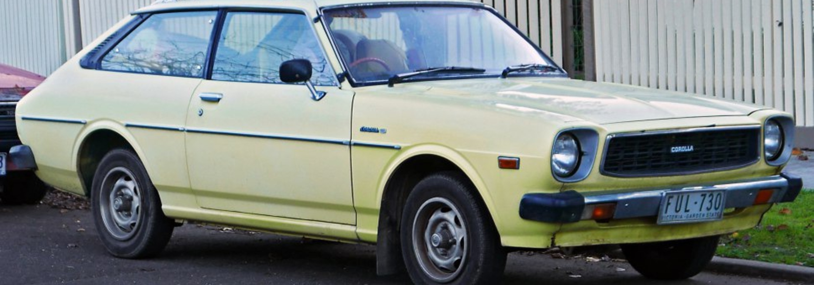 Toyota Corolla Hatch III (E30, E40, E50, E60) 1.2 (54 Hp) 1976, 1977, 1978, 1979, 1980 
